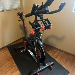 Schwinn ic4 Indoor Cycling Bike