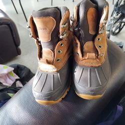 Like new LL Bean muck boots kids