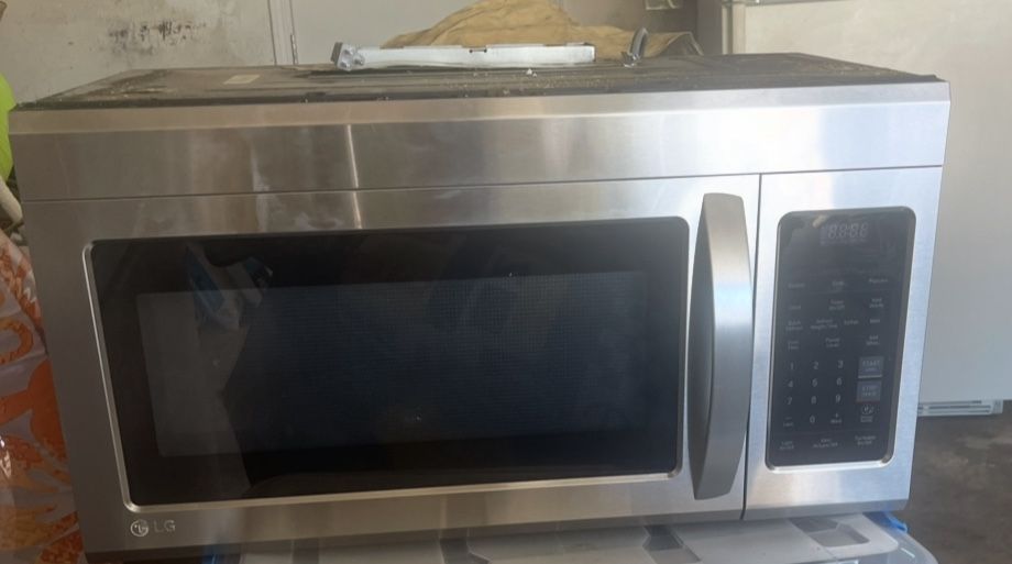LG Dishwasher & LG Microwave