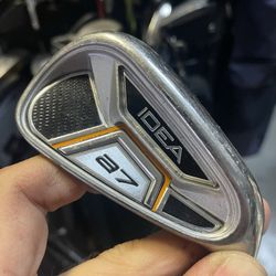 Adams idea A7 iron 6  in right handed  Steel shaft in lite flex  