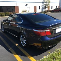 Lexus LS460