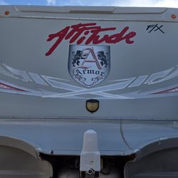 GLAMIS EXPRESS 30' ATTITUDE ARMOR EDTION