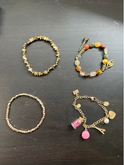 Bracelets lot