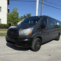 2017 Ford Transit 350 Wagon XLT
