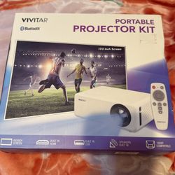 Vivitar Portable Projector Kit