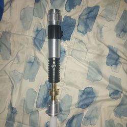 Obi wans dueling lightsaber