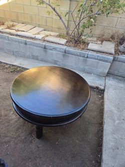 Round Table  sturdy