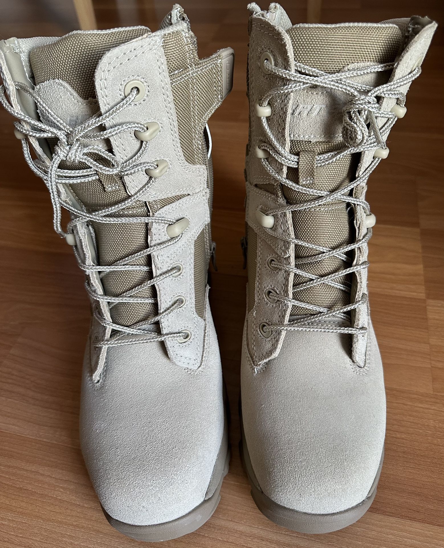 Bates Men's Gx-8 Composite Toe Side Zip Work Boot Size 7.5 Men’s, Women’s 9 (no box)