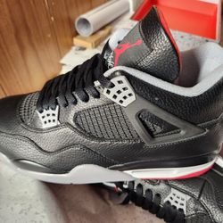 Jordan 4 Retro Bred  Size 10 /12
