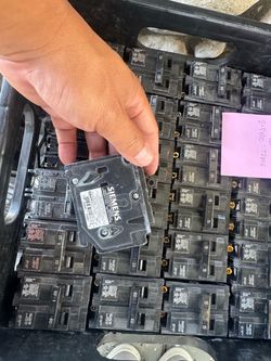 Siemens 2-Pole Circuit Breaker Siemens 2-Pole Circuit Breakers – 15A 20A 30A 40A 50A 60A
