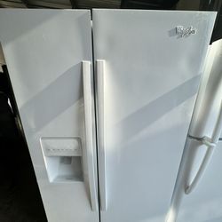 Whirlpool Refrigerator 36 "width 