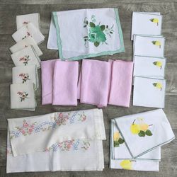 Assorted Vintage Tablecloths, Linens, Napkins, Runners