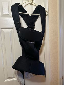 Momcozy baby carrier