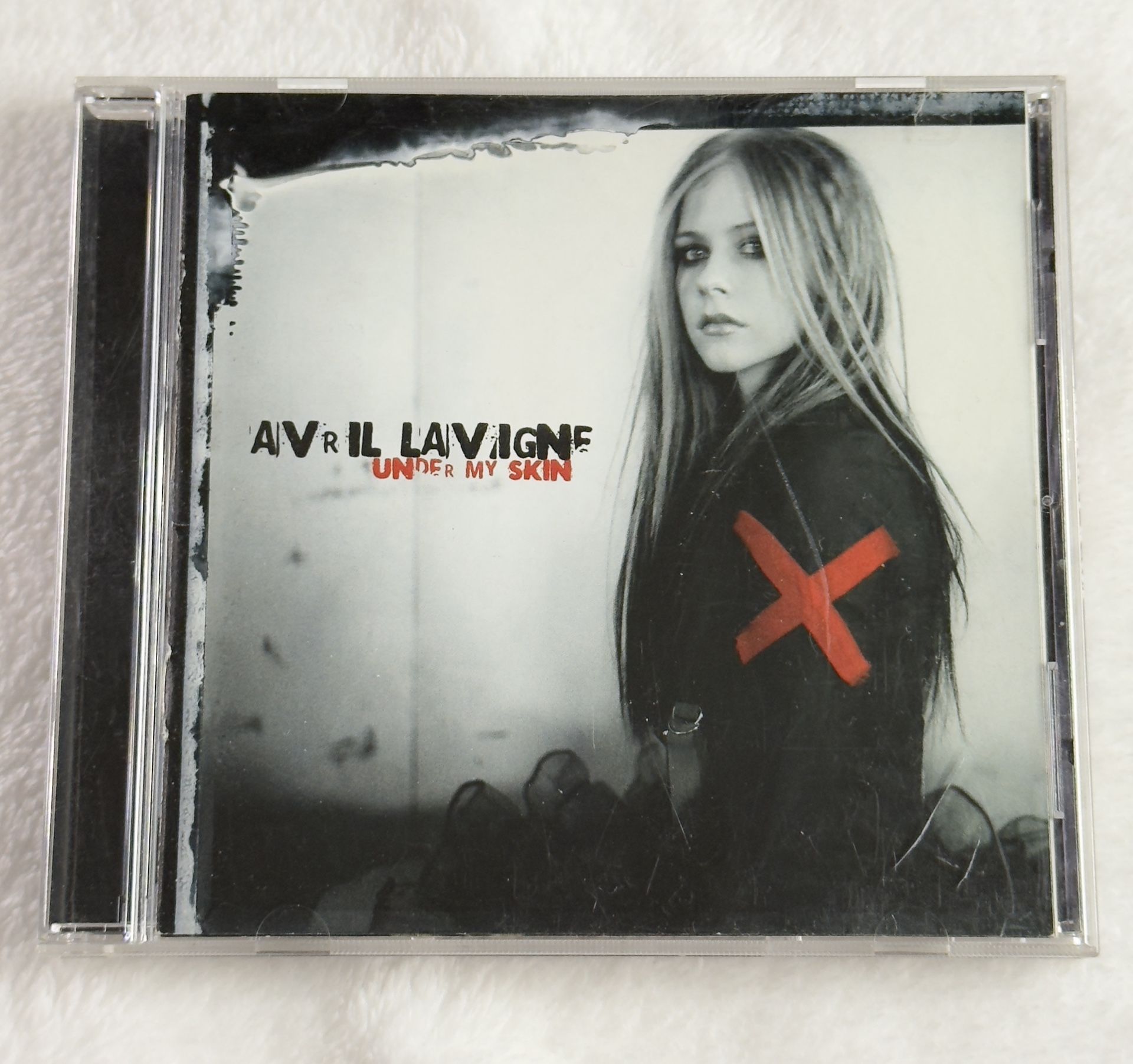 Avril Lavigne – Under My Skin CD Album 2004 RCA Arista BMG Rock Pop Punk Emo