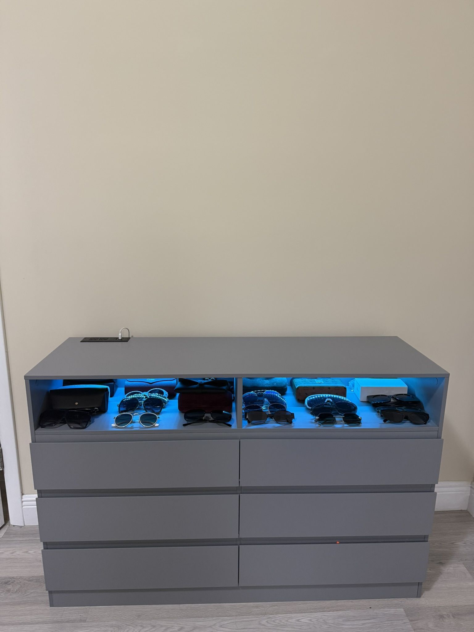 Neon Chest Vanity Desk and Mirror 