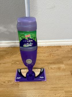 WET JET SWIFFER WITH FULL BOTTLE OF CLEANER SOLUTION