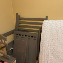 Gray Crib Oh Diaper Table Change And Cabinet 
