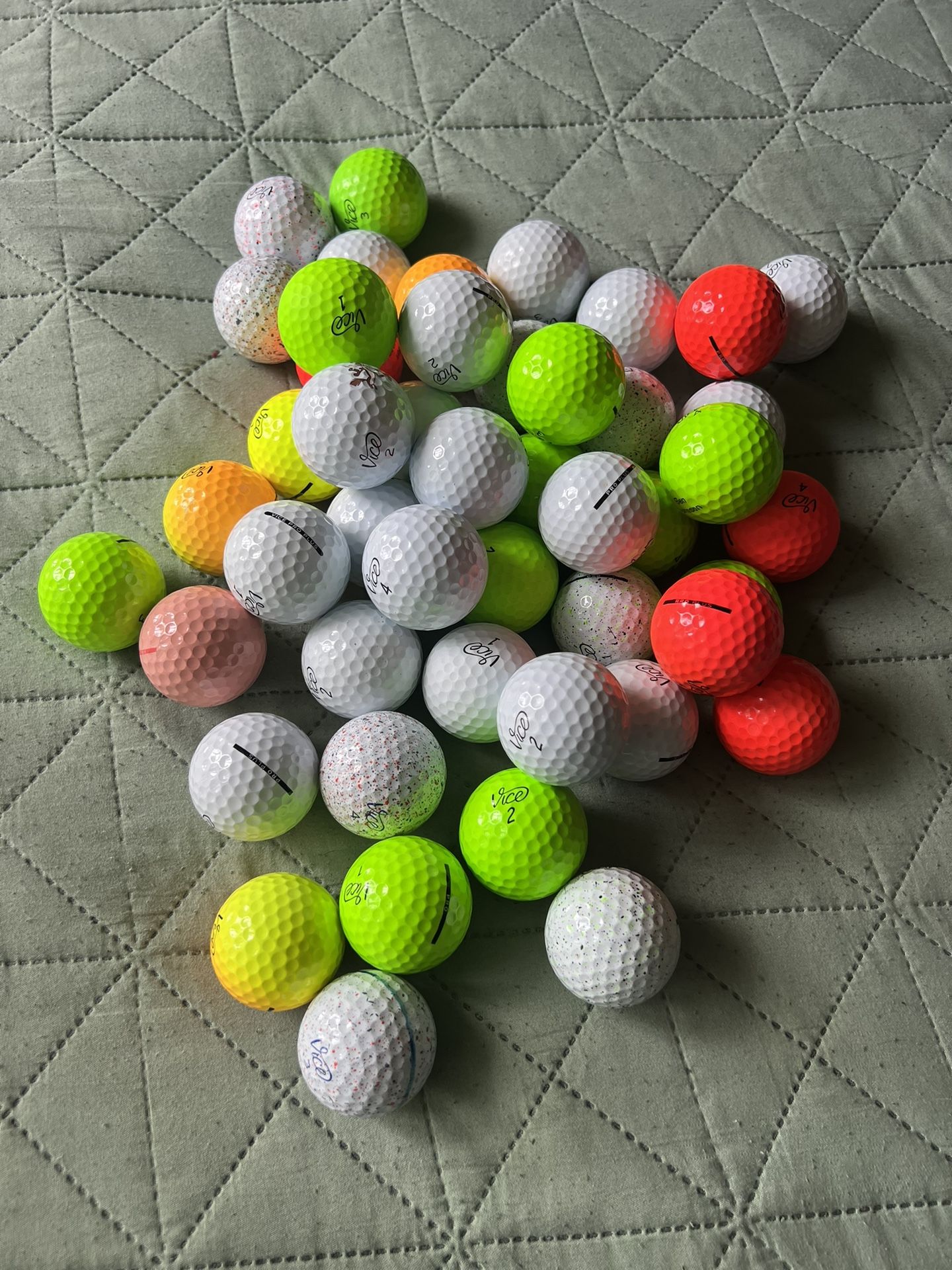 47 Vice Golf Balls 