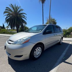 2008 Toyota Sienna
