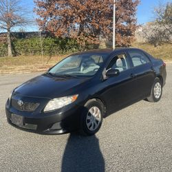 2010 Toyota Corolla LE 
