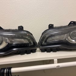 Chrysler 300 Headlights