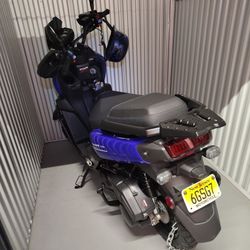 HHH Tank 150cc  motor Scooter 