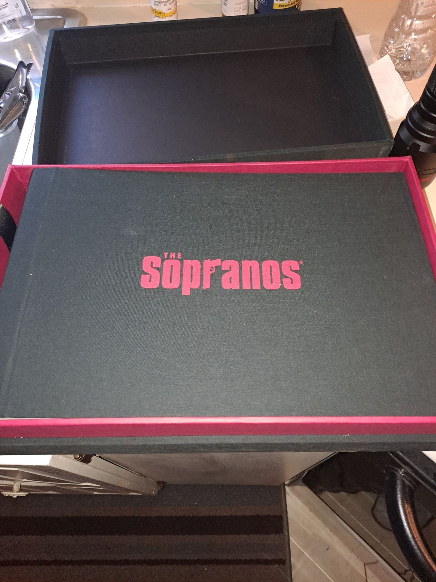 The sopranos complete series In DVD $40 dollars
