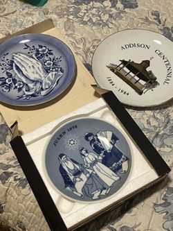 Beautiful Vintage Decorative Plates
