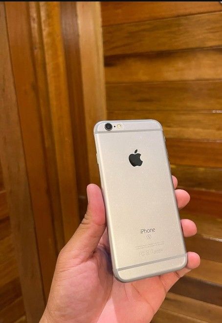 IPhone 6s Unlocked With Warranty