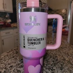 Stanley Valentines Hearts 40oz Cup Brand New