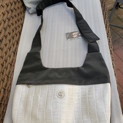 La Tour Eiffel Crossbody 