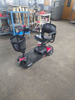ELECTRIC SCOOTER