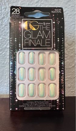 Press-on White cat eye manicure by China glaze  28 nails, No glue needed