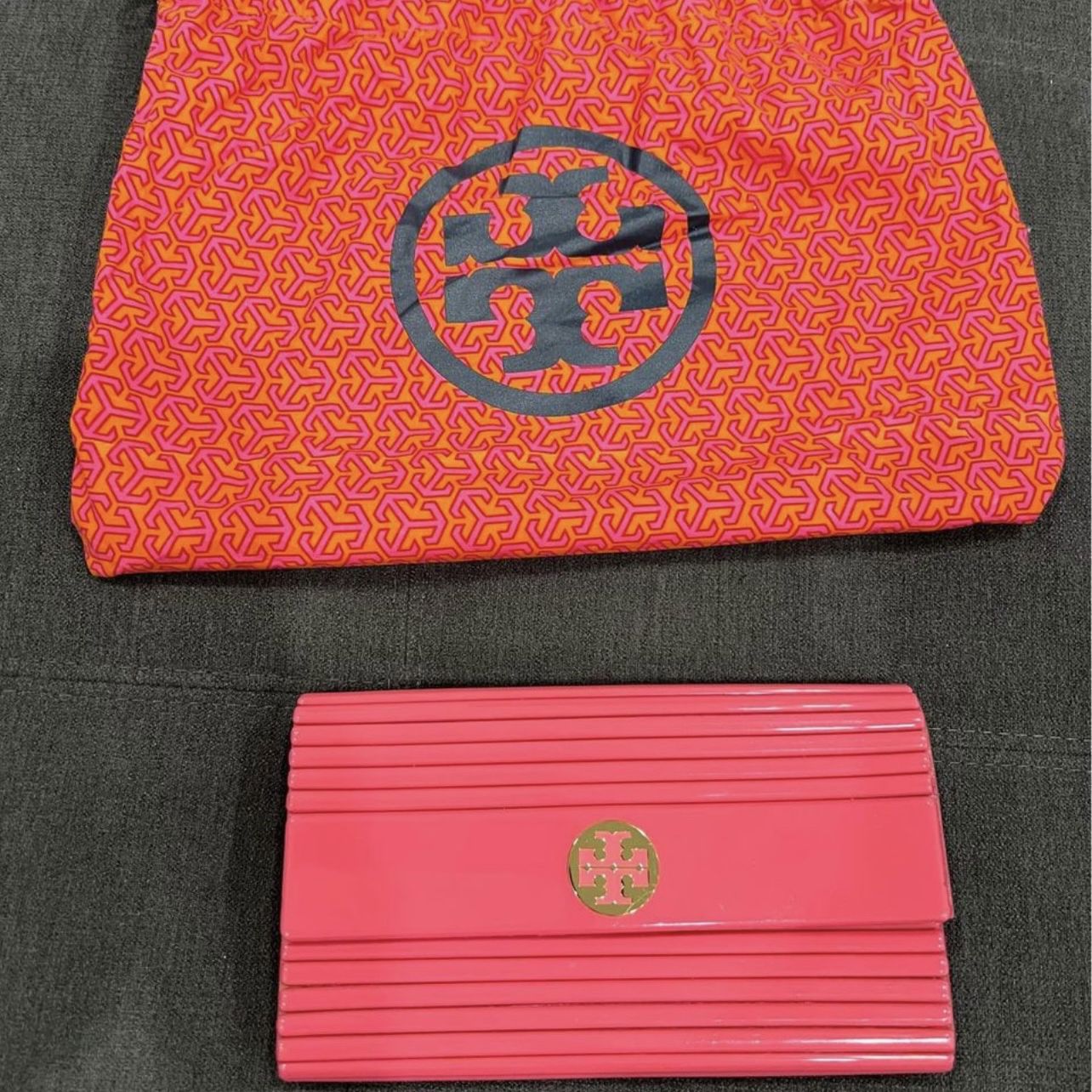 Tory Burch Clutch for Sale in Chicago, IL - OfferUp