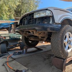 03 S10 FRONT SWAY BAR