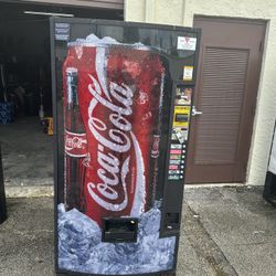 Dixie Narco Soda Vending Machine 