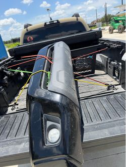 Toyota Tacoma bumper 2nd gen w/valance and fog lights OEM