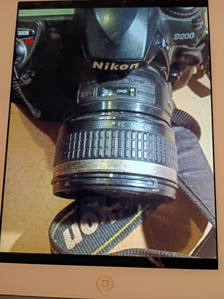 NIKON D200 DIGITAL CAMERA NIKON CORP INC JAPAN. SOLD AS IS