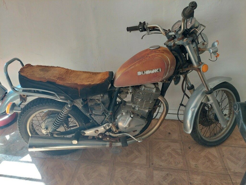 suzuki motorcycle