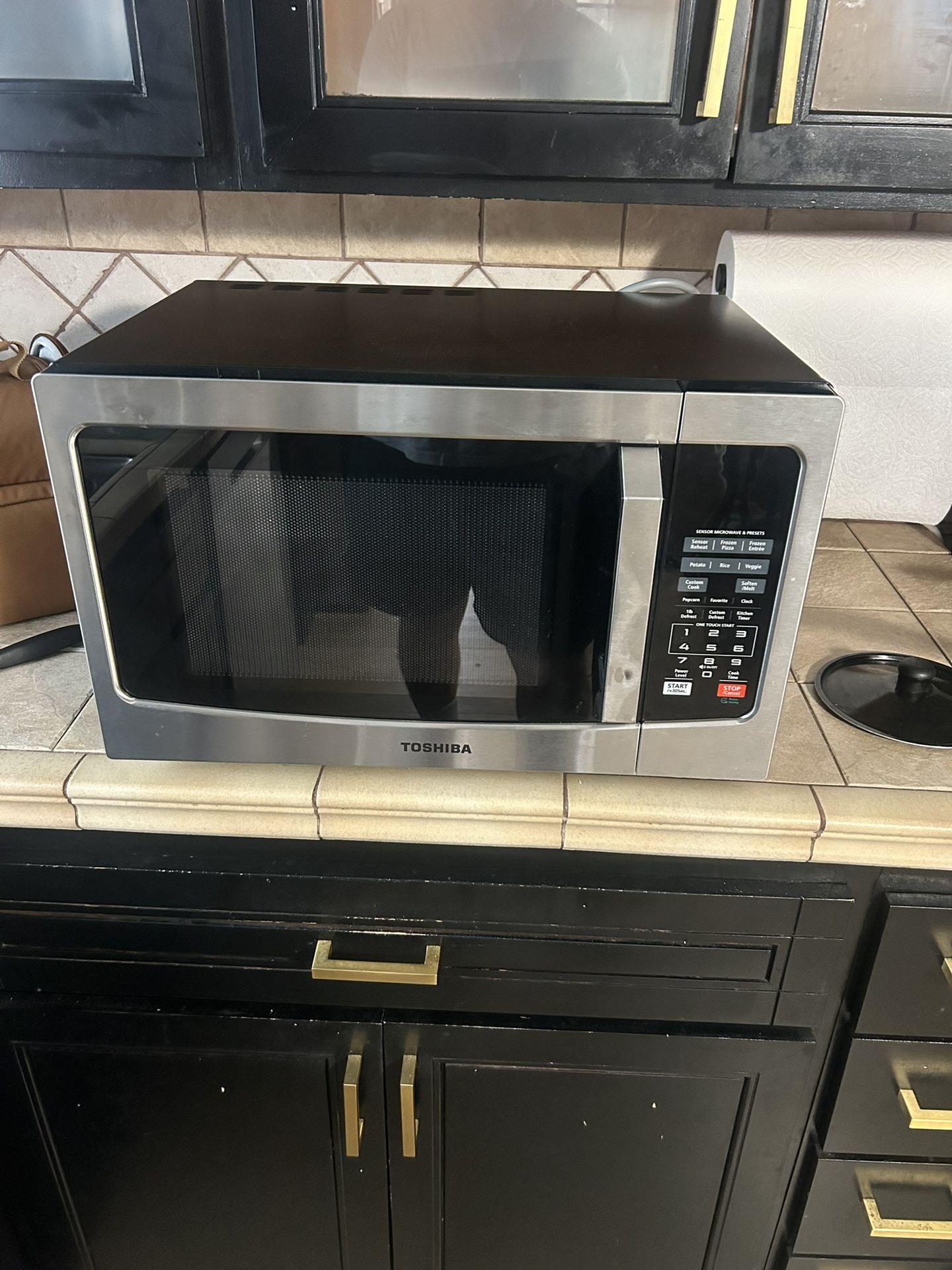 Microwave In Great Condition