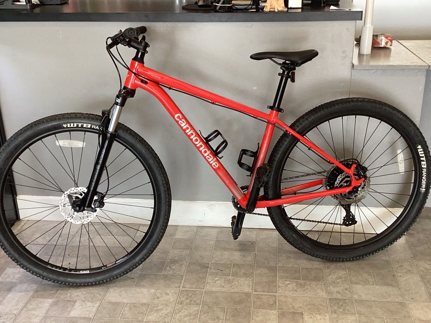 Cannondale Men’s Trail5  29 Medium 