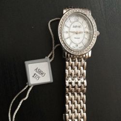 The watch works well, high quality, very good condition.