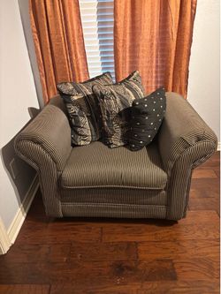 Single sofa
