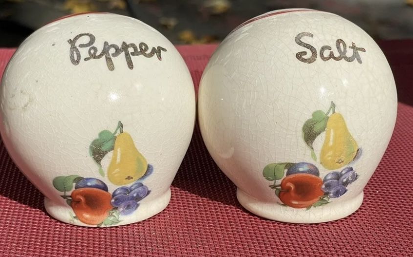 Vintage 1940s Round Salt And Pepper Shaker Set w/ Fruit Pattern