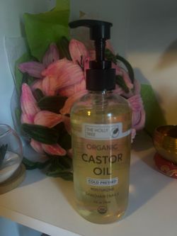 The Holly Tree Organic Castor Oil, pink watermelon candle.