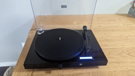 Turntable Pro-ject