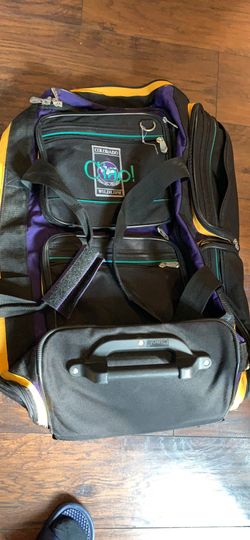 Large heavy duty suitcase bag with plenty of side pockets