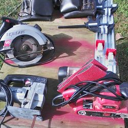 $70 FOR ALL! WOOD SANDER, SKIL SAW, JET SAW , LEATHER TOOLBELT & PAIR OF CLAMPS ALL FOR $70 !!