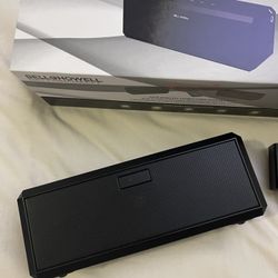 BELL HOWELL True witeless speaker Bluetooth