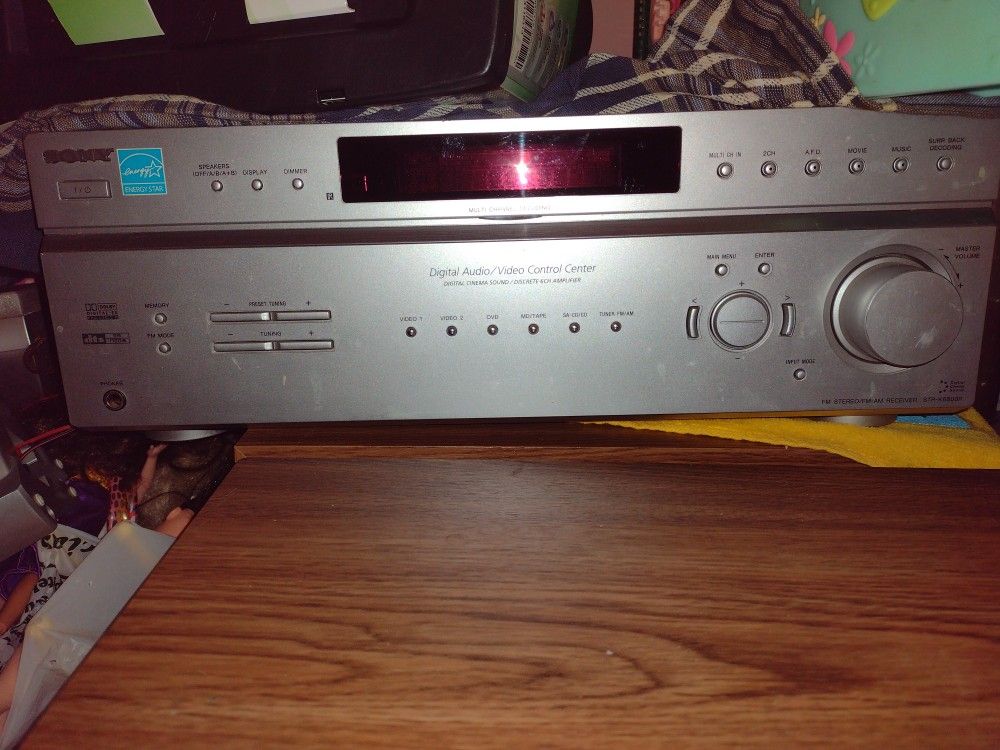 BOCINAS. Y. RECIBIDOR